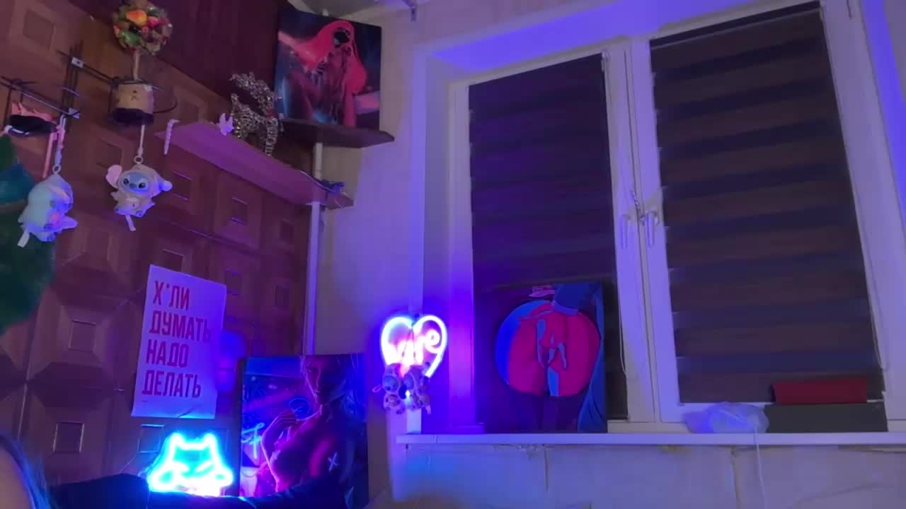 CandyBoom Cam Model Chat October 15, 2025