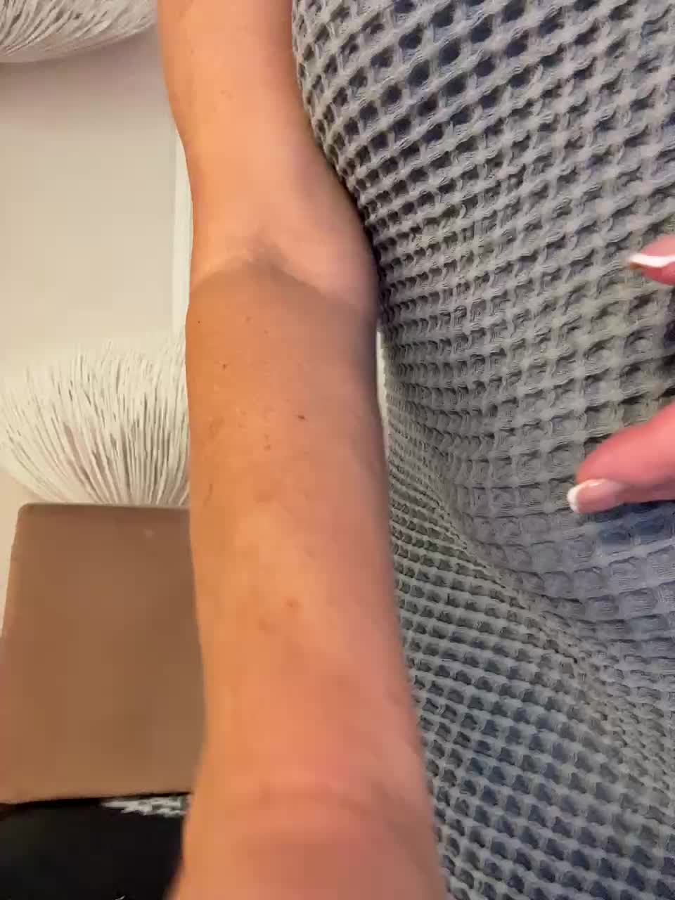 anyuta1212 Cam Model Chat October 15, 2025