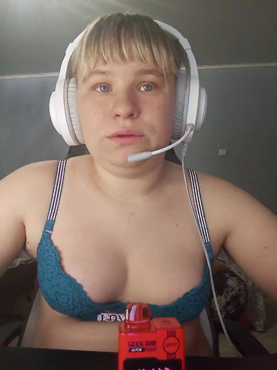 Katusha035 Cam Model Chat October 15, 2025