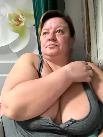 jusichka Cam Model Chat October 15, 2025