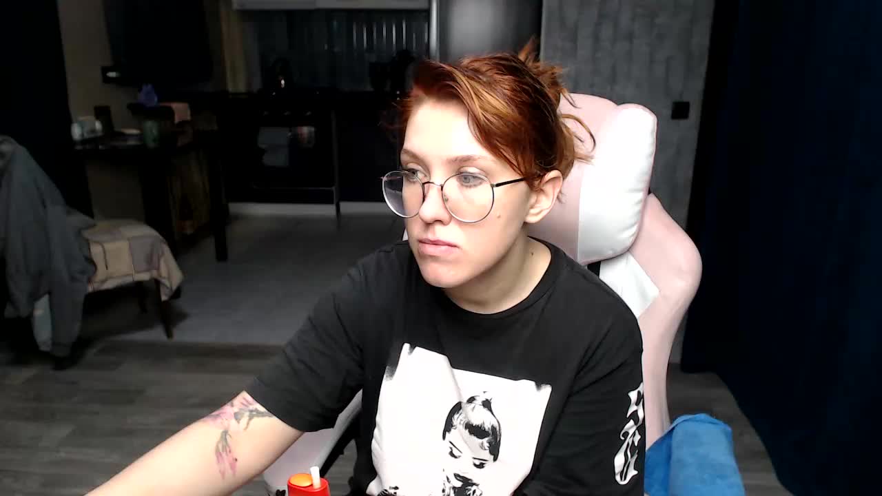 Regimasmile Cam Model Chat October 15, 2025