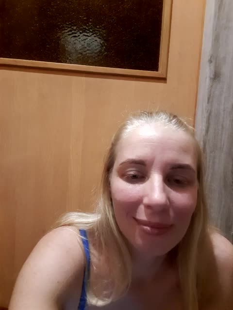 -nelya- Cam Model Chat October 15, 2025