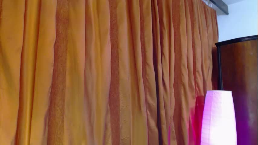 your_wild_fantasy Cam Model Chat October 15, 2025