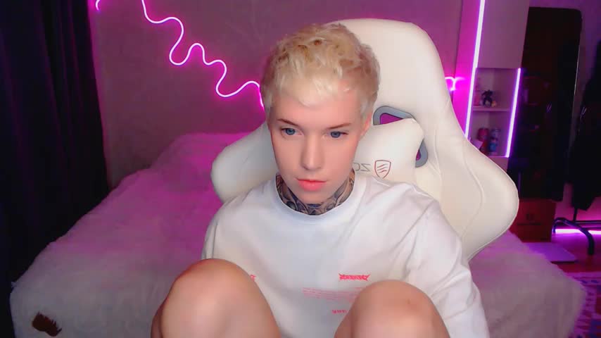 soulinacage Cam Model Chat October 15, 2025