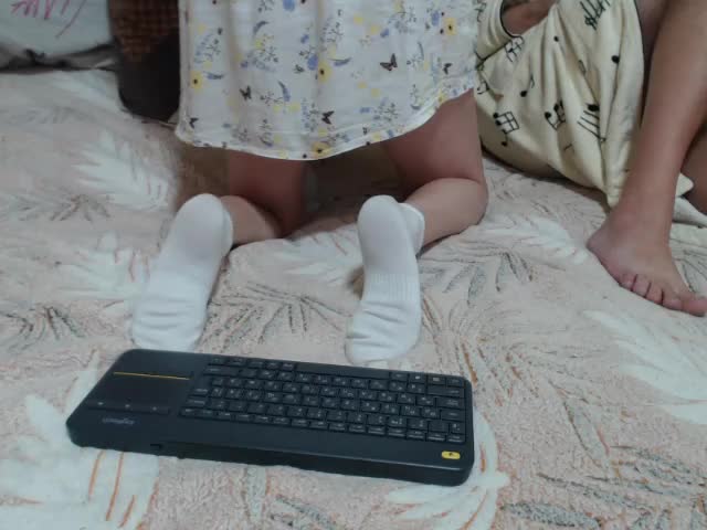 PhoenixAurora Cam Model Chat October 15, 2025