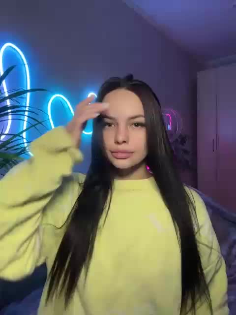 Klubnika13 Cam Model Chat October 15, 2025