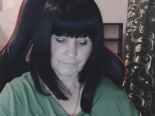 KatarinaGloss Cam Model Chat October 15, 2025