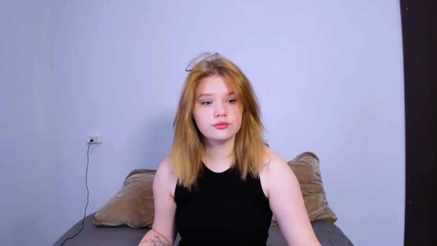 LaseyMoon Cam Model Chat October 15, 2025