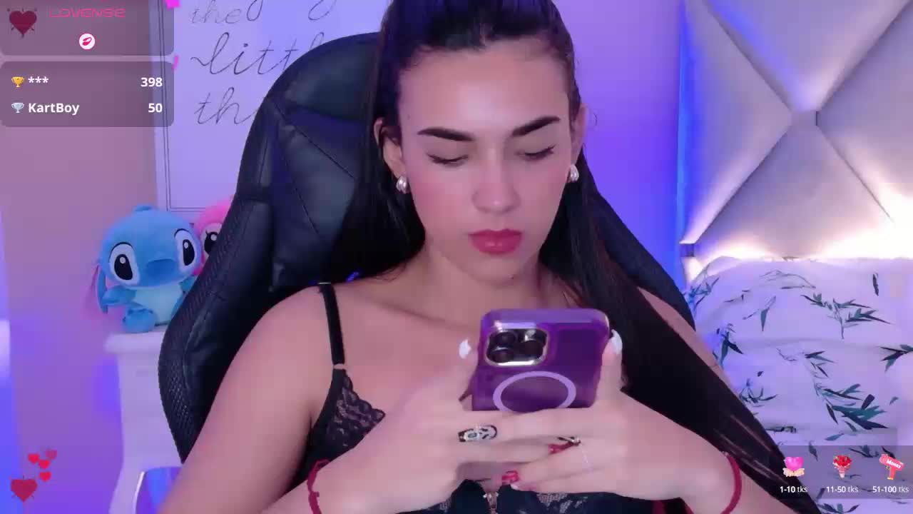 IsaValencia Cam Model Chat October 15, 2025