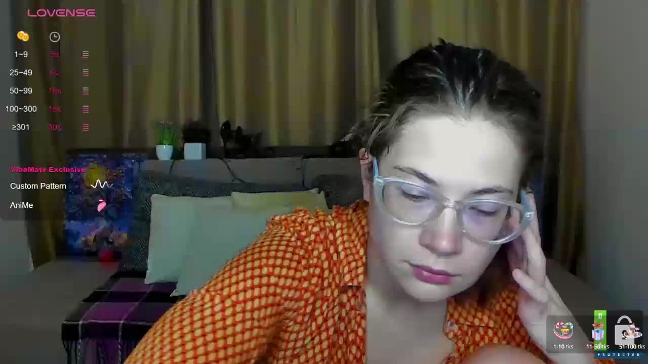 Aliciafolow009 Cam Model Chat October 15, 2025