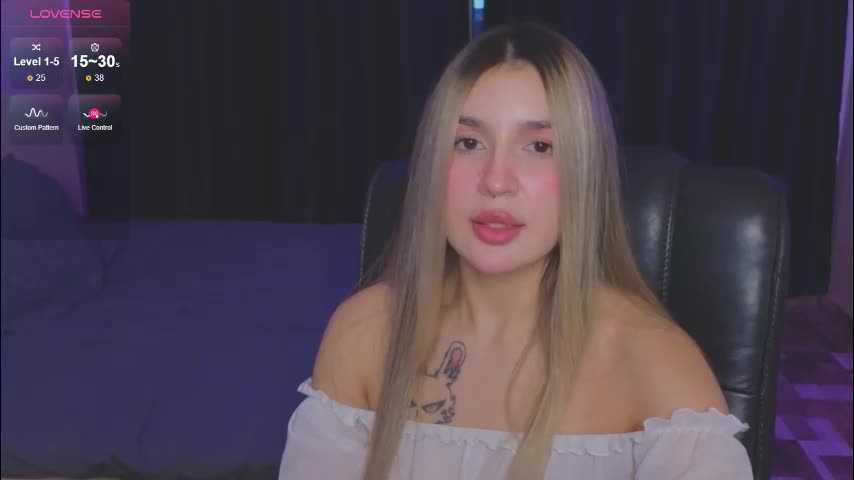 roxychilli Cam Model Chat October 15, 2025