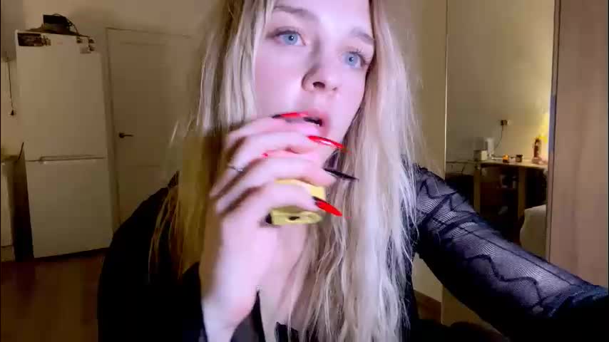 sailormoon666_ Cam Model Chat October 15, 2025