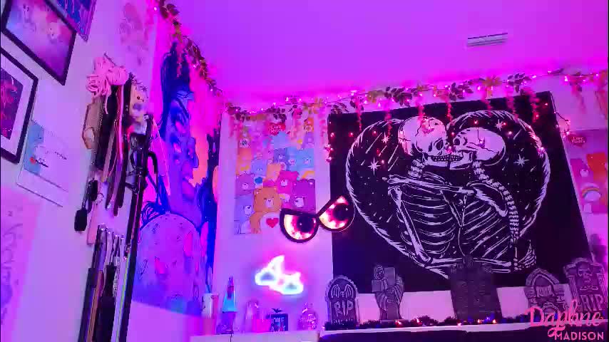 daphnemadison Cam Model Chat October 15, 2025