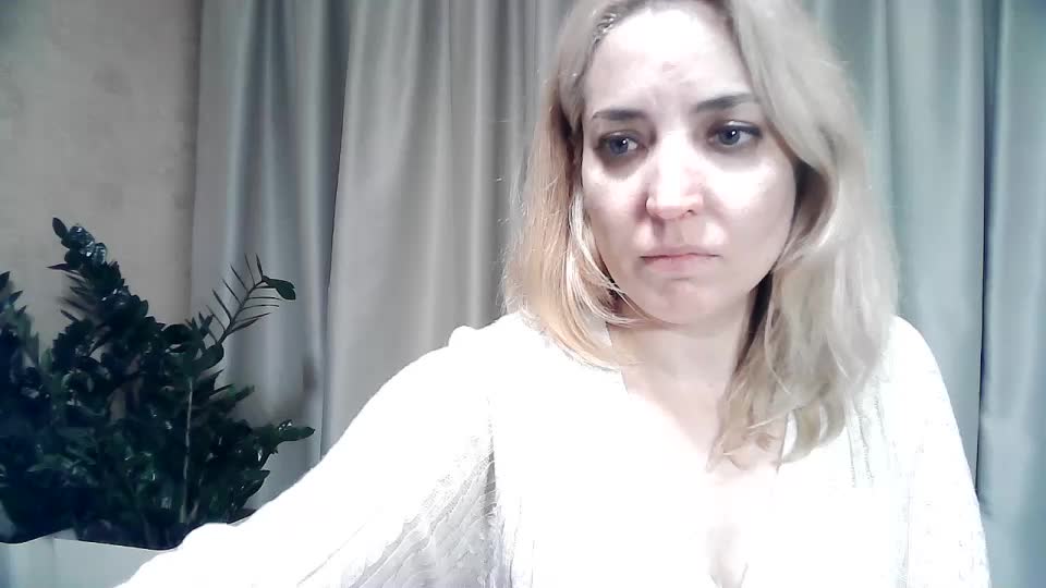 mariska-kiska Cam Model Chat October 15, 2025