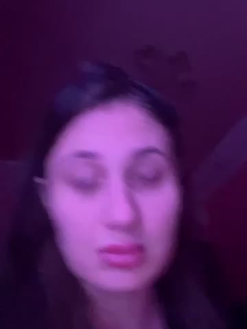 Flossy_Vettie Cam Model Chat October 15, 2025