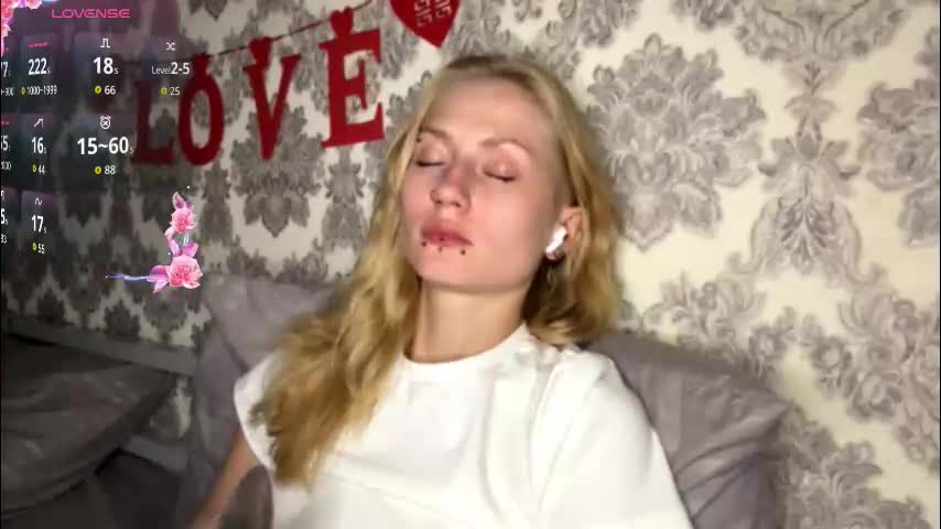 porshes Cam Model Chat October 15, 2025