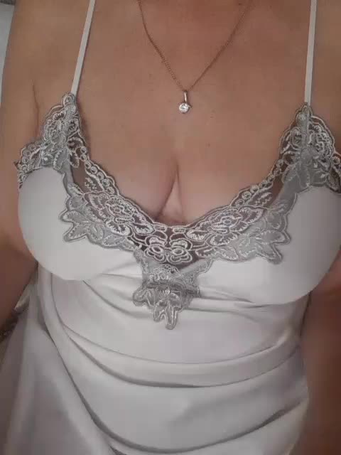 SexiestJess45 Cam Model Chat October 15, 2025