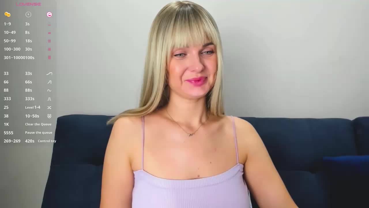 PaulaKiss Cam Model Chat October 15, 2025