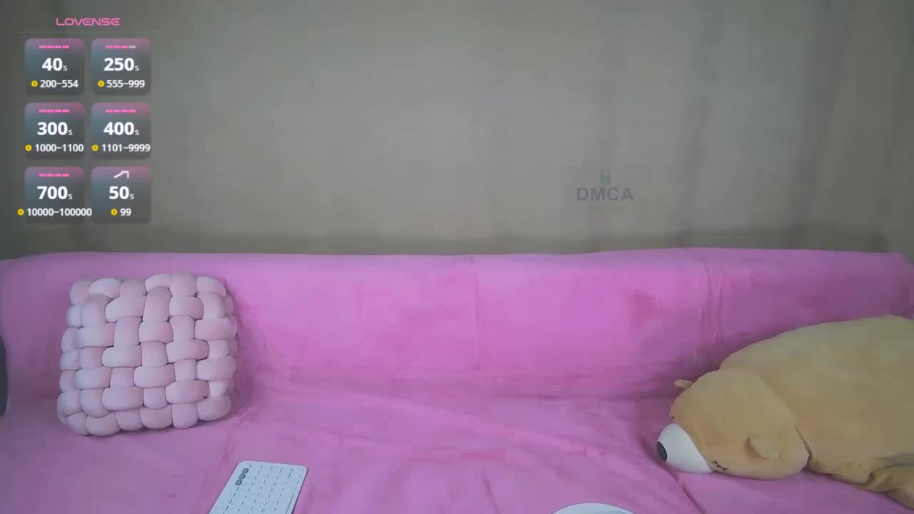 Octavia-_- Cam Model Chat October 15, 2025