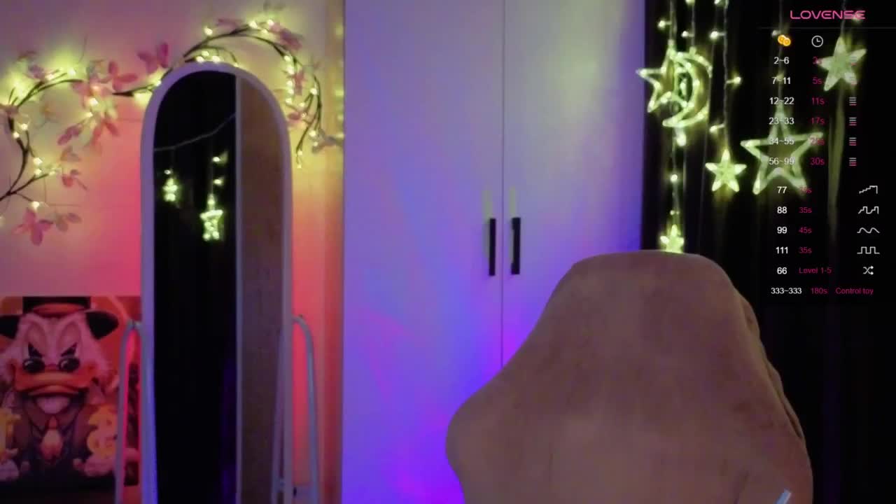 Nestyzz Cam Model Chat October 15, 2025