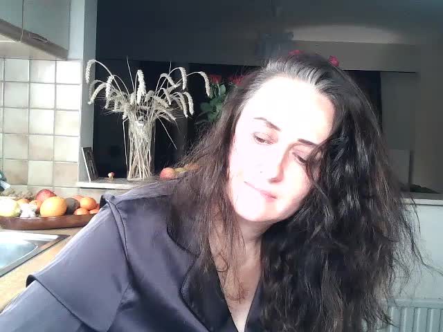 UllimOhi Cam Model Chat October 15, 2025