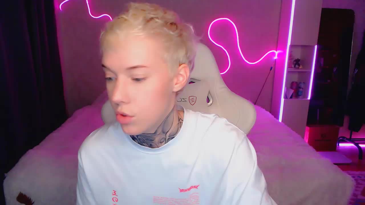 tezes Cam Model Chat October 15, 2025