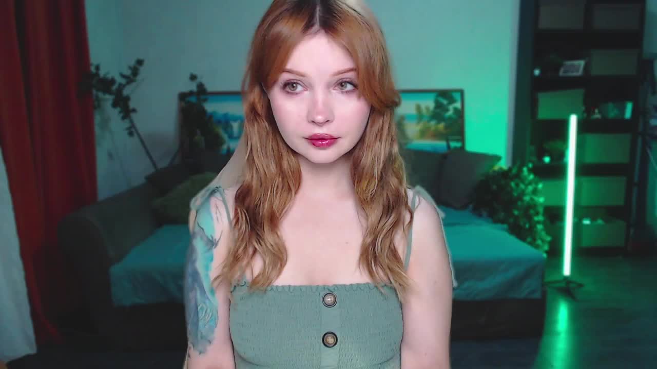 YOUWARKEE Cam Model Chat October 15, 2025