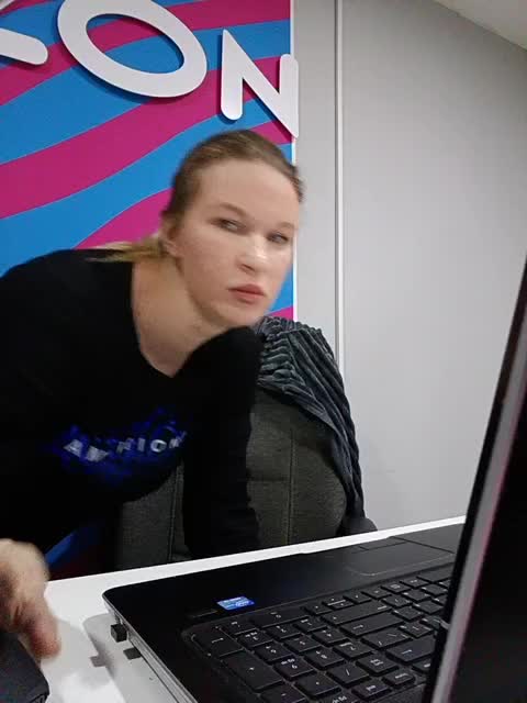 Olivia5551 Cam Model Chat October 15, 2025