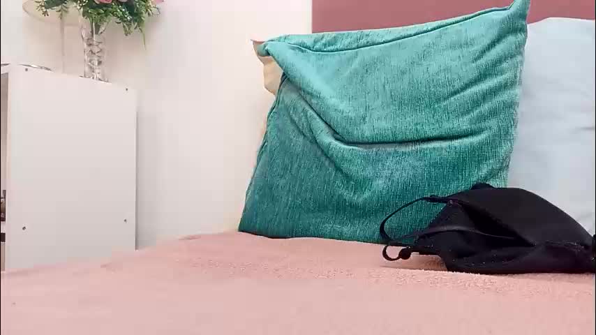 julianejae Cam Model Chat October 15, 2025