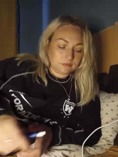 Tanysha-1 Cam Model Chat October 15, 2025