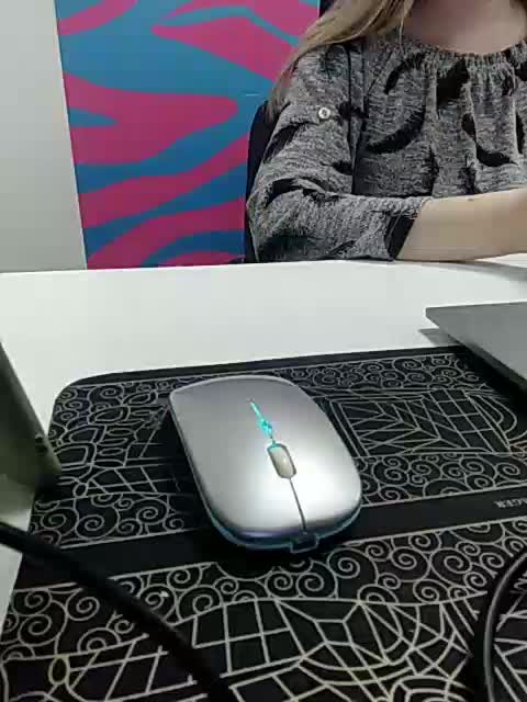 Xo4y-Tpax Cam Model Chat October 15, 2025