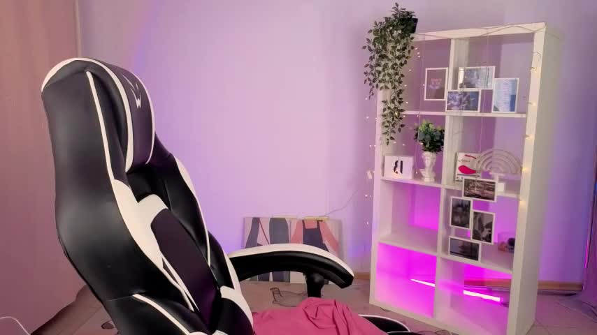 MelissaLovely_ Cam Model Chat October 15, 2025