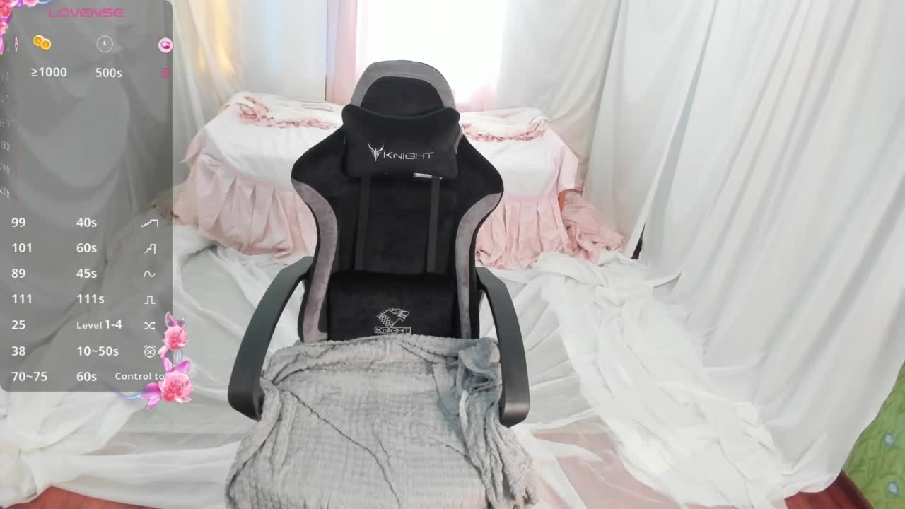 Skinnylady Cam Model Chat October 15, 2025