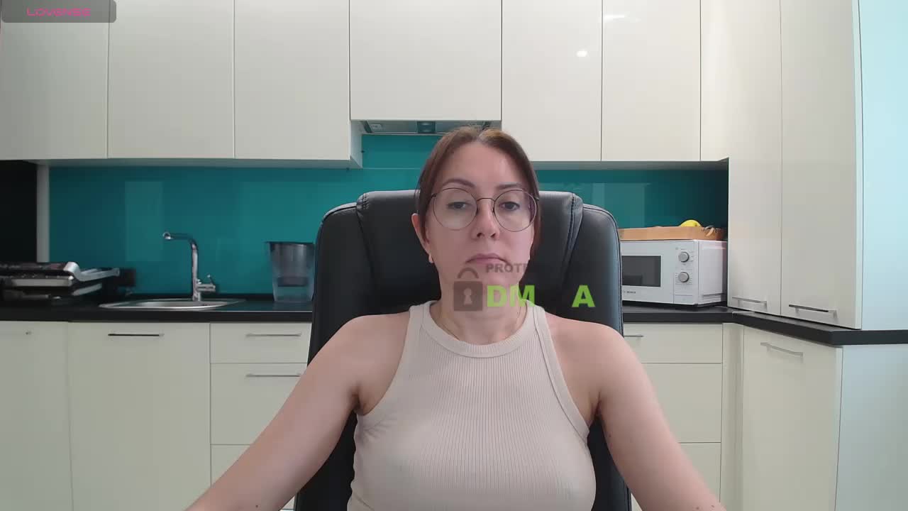 Valerianice Cam Model Chat October 15, 2025