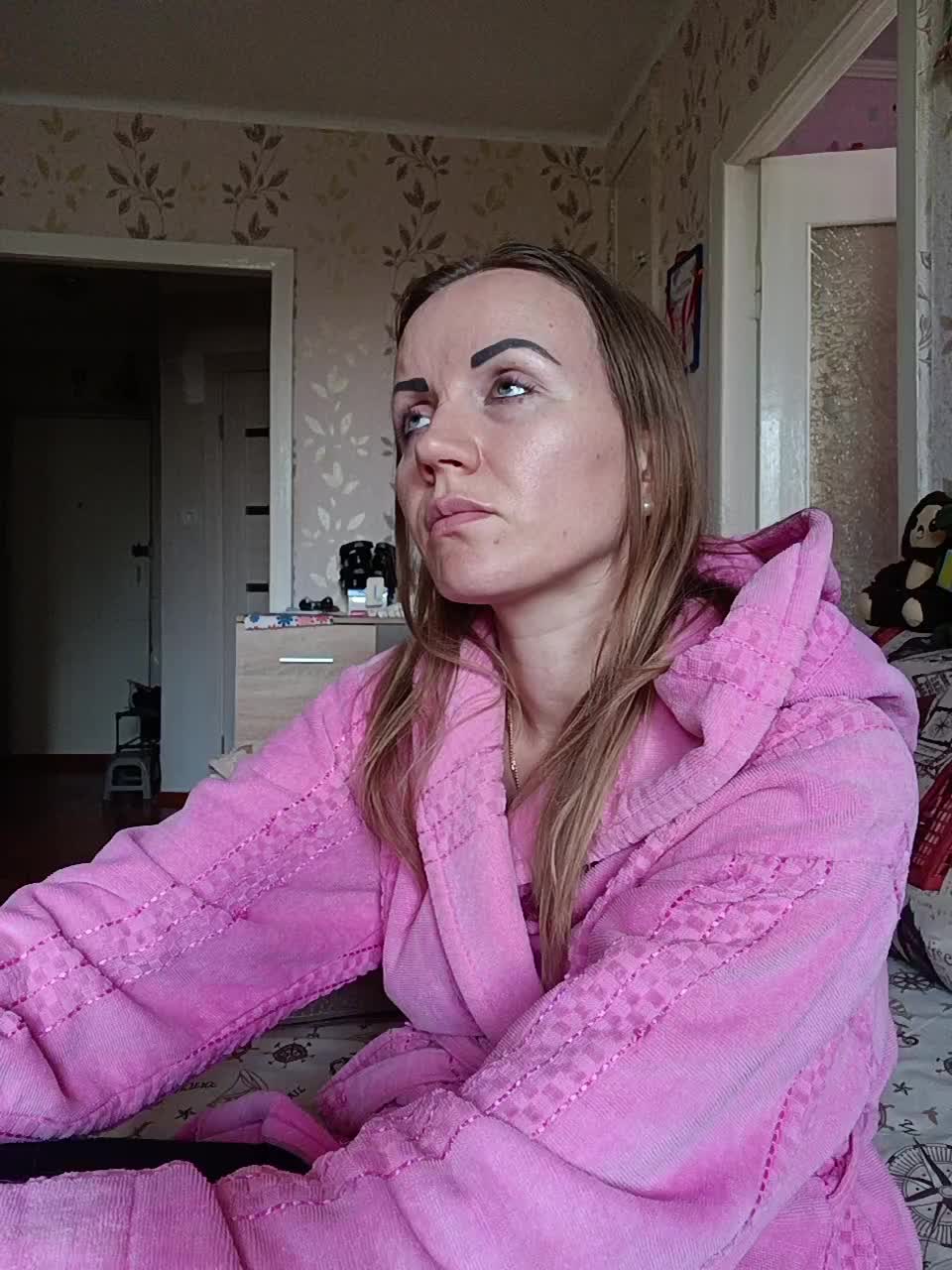 NeZabudka- Cam Model Chat October 15, 2025