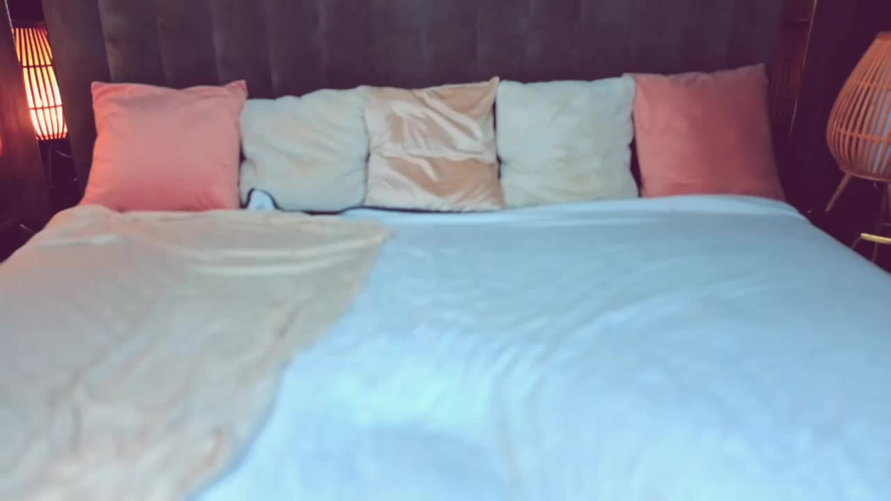 BettyDark Cam Model Chat October 15, 2025