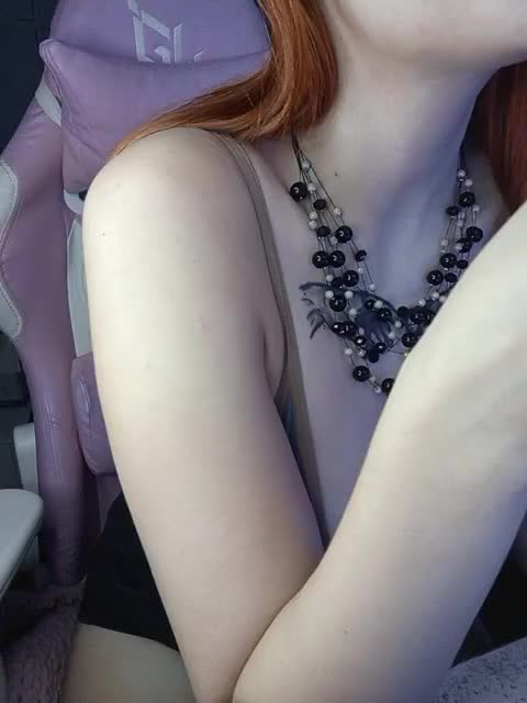 ariel_borsch Cam Model Chat October 15, 2025