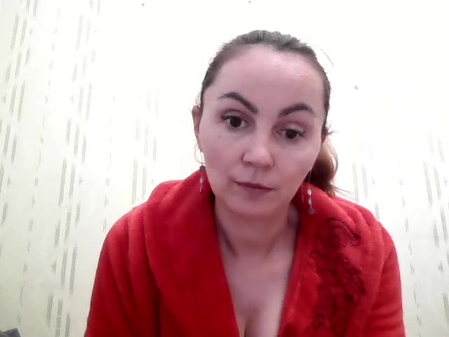 TessBertie Cam Model Chat October 15, 2025