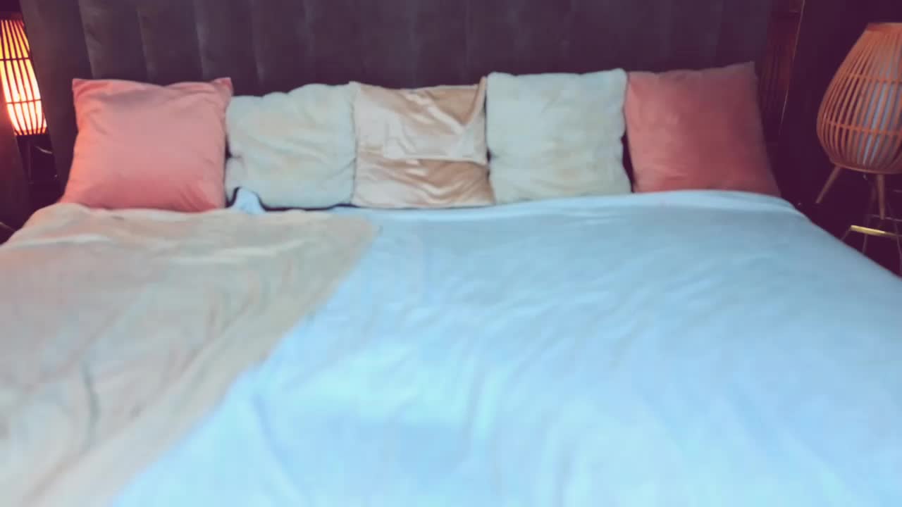 BettyDark Cam Model Chat October 15, 2025