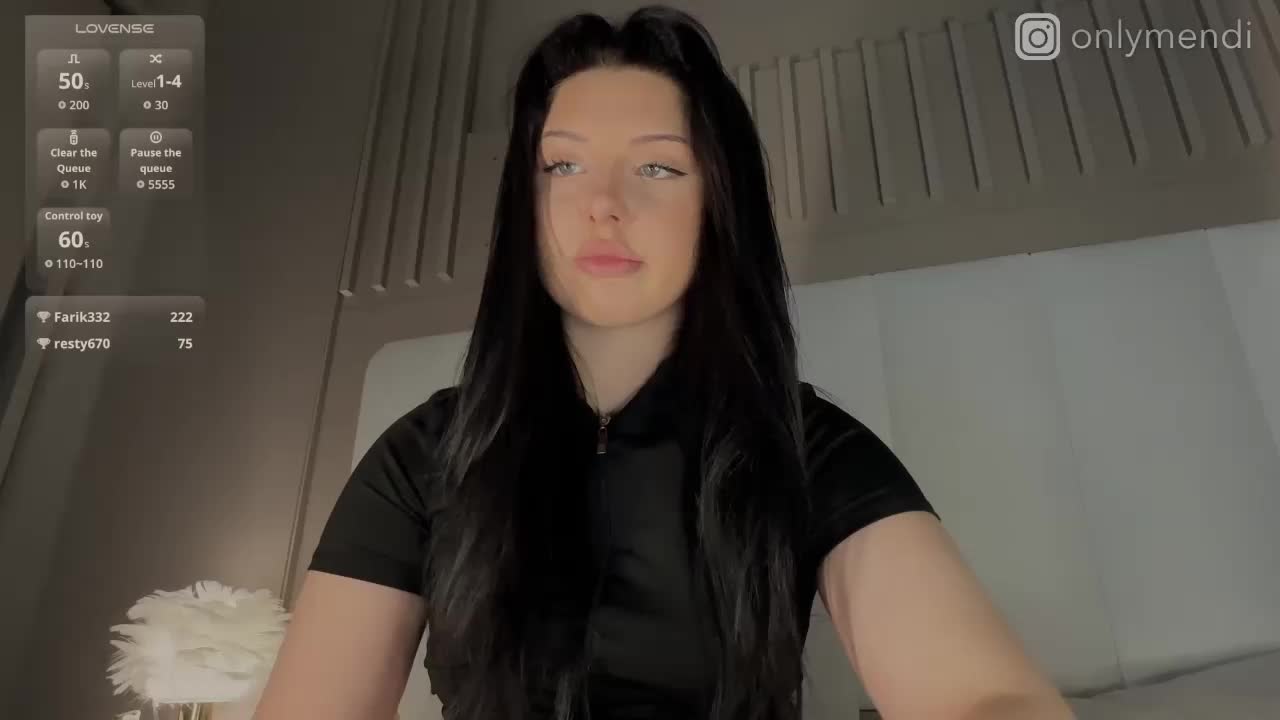 MENNDI Cam Model Chat October 15, 2025