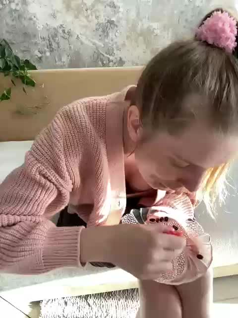 _I_123 Cam Model Chat October 15, 2025