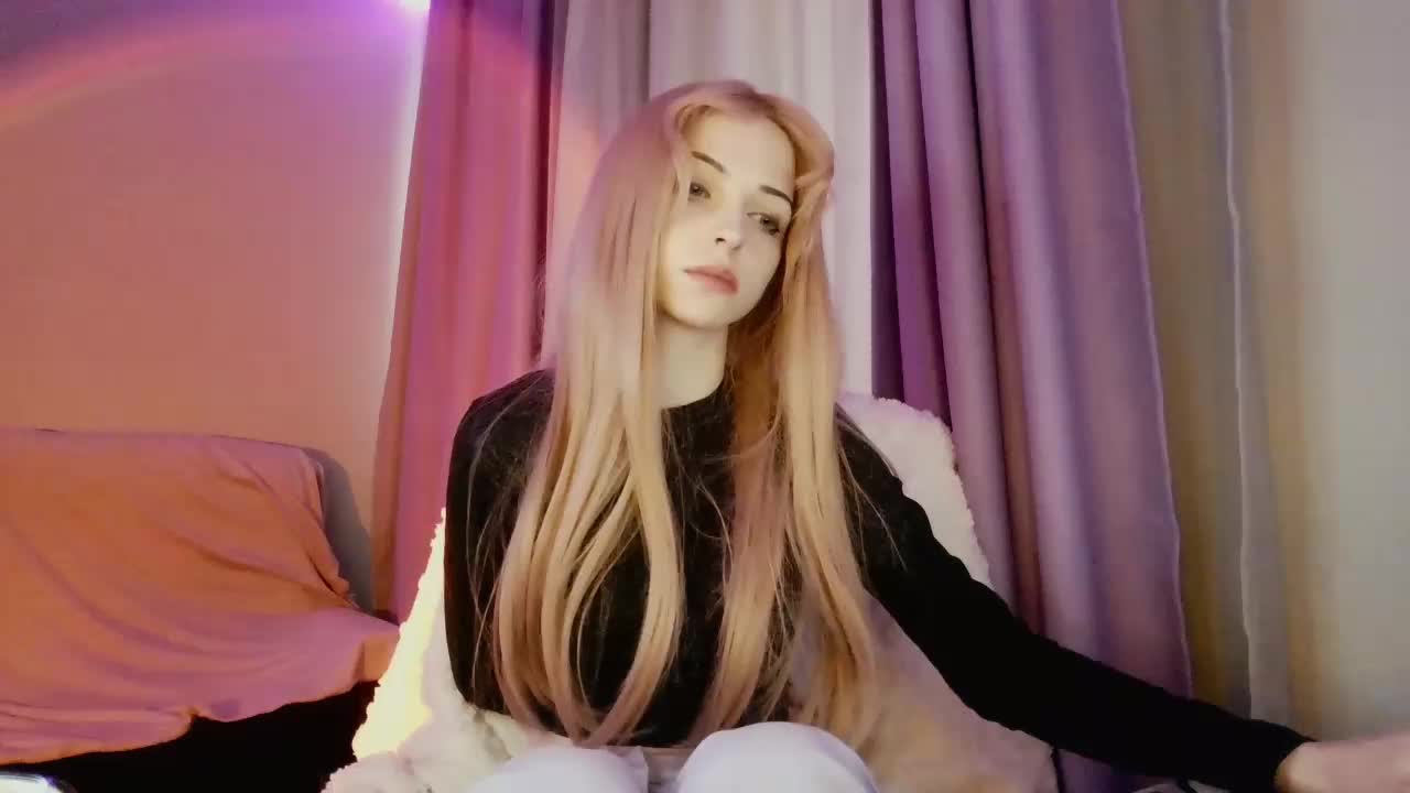 Niiikka Cam Model Chat October 15, 2025