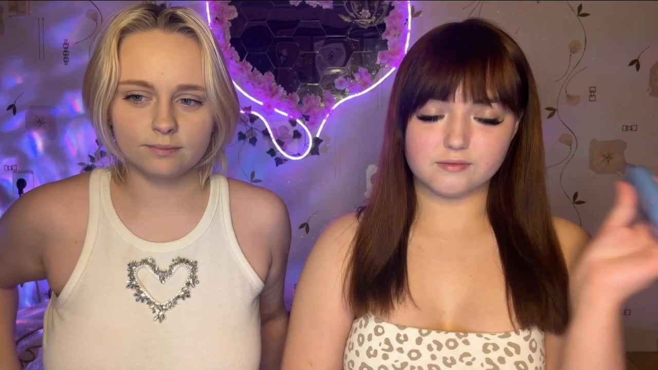 The-best-babies Cam Model Chat October 15, 2025