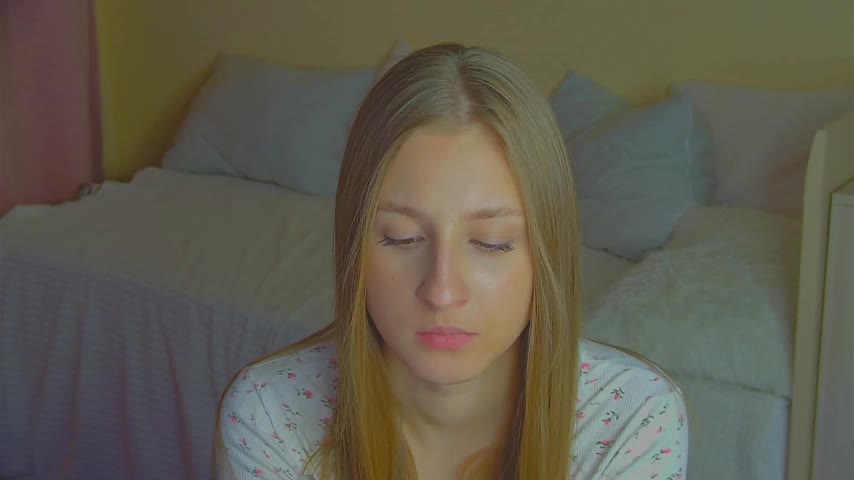 BritneyCruze Cam Model Chat October 15, 2025