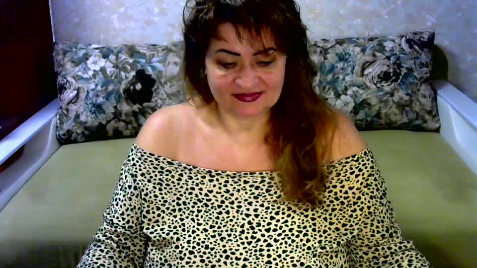 hugenipple Cam Model Chat October 15, 2025