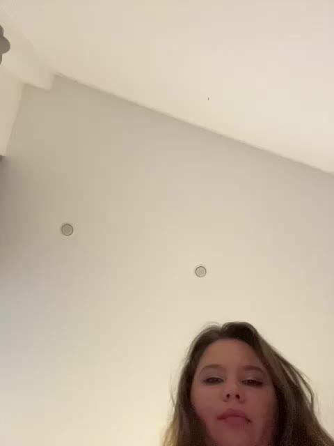 Chiculya Cam Model Chat October 15, 2025