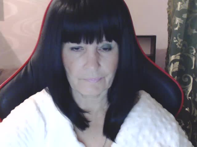 KatarinaGloss Cam Model Chat October 15, 2025