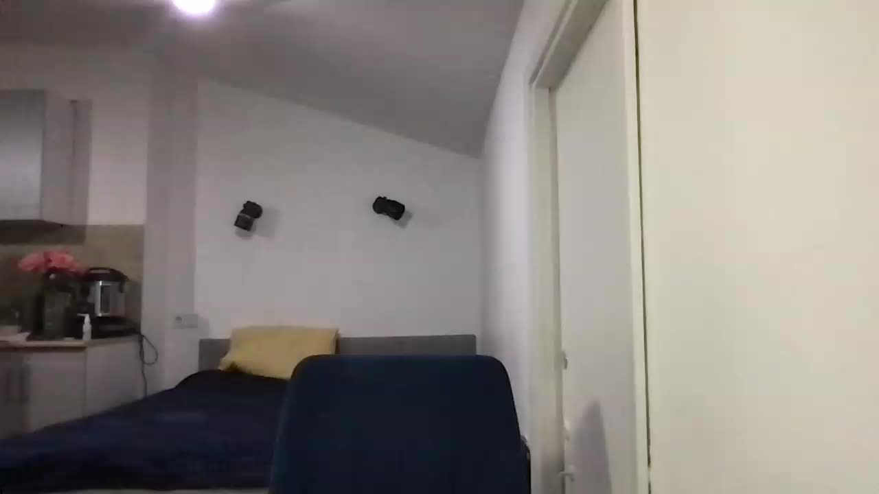 MilaBi-192569 Cam Model Chat October 15, 2025