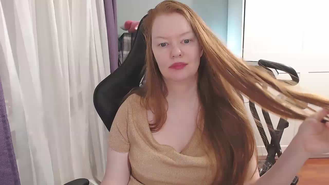 missInari Cam Model Chat October 16, 2025