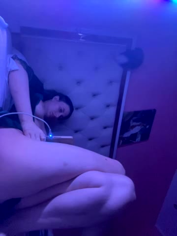 Flossy_Vettie Cam Model Chat October 16, 2025